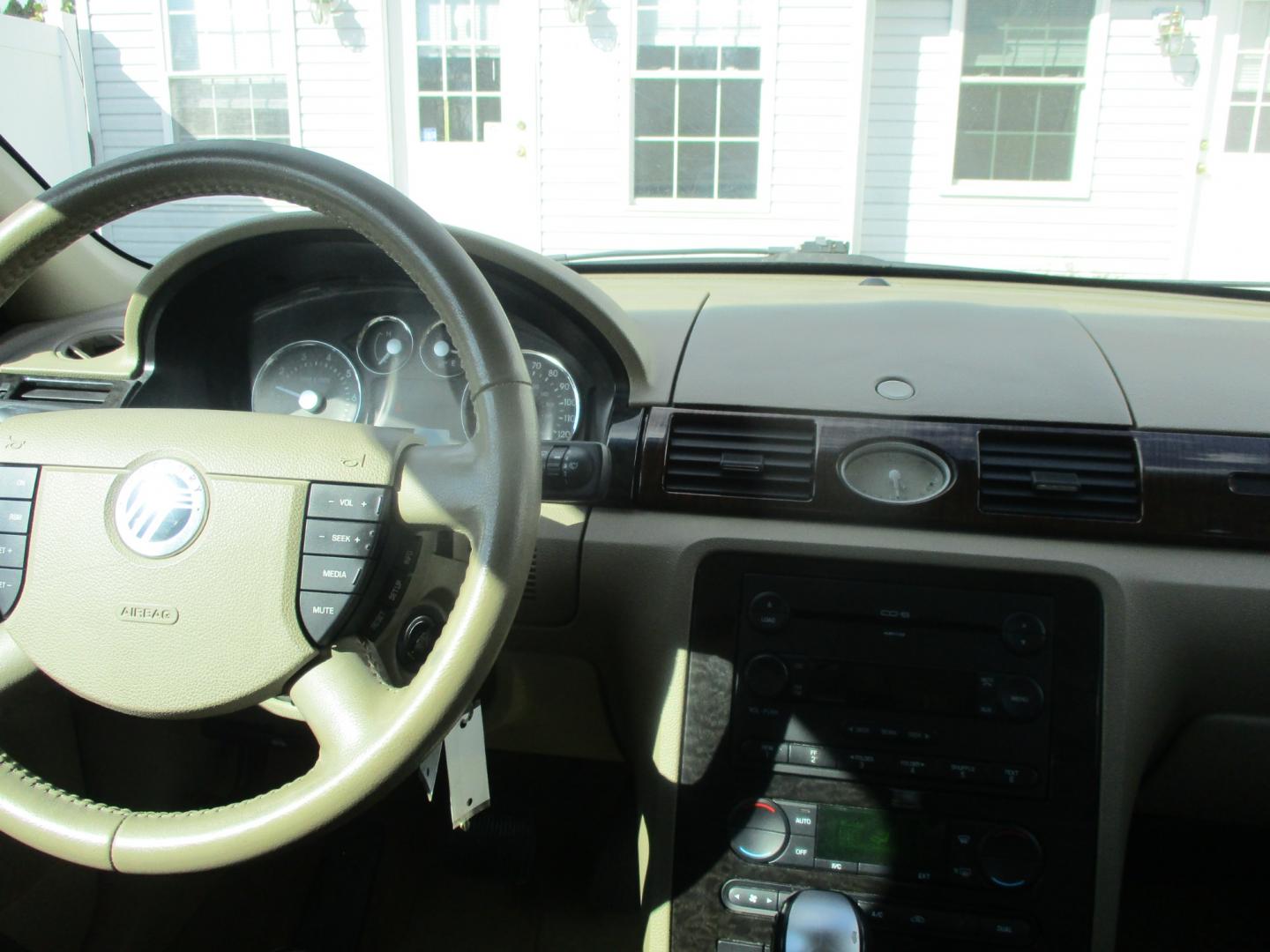 2005 RED Mercury Montego (1MEFM421X5G) with an 3.0L L4 DOHC 16V engine, AUTOMATIC transmission, located at 540a Delsea Drive, Sewell, NJ, 08080, (856) 589-6888, 39.752560, -75.111206 - Photo#14